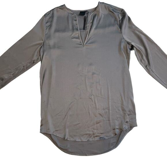 ASOS Design Satiny Pewter Pullover Tunic Top Blouse V-Neck Size XL NEW w/Tags - Picture 1 of 9